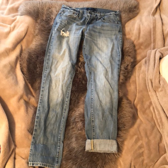 Boyfriend Fit Levi’s - Picture 1 of 1